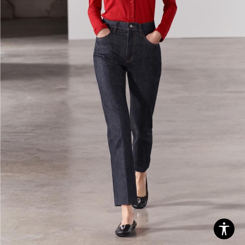 ZARA  high waist cropped bootcut jeans 28